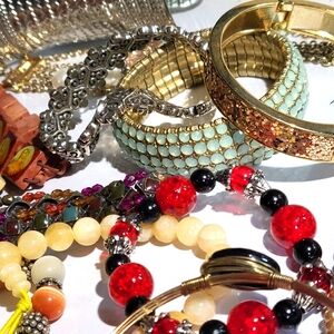 NO505 Wearable Vintage Jewelry Grab Bag or Craft Lot